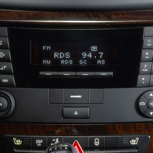 Sistem audio radio/CD compatibil MP3