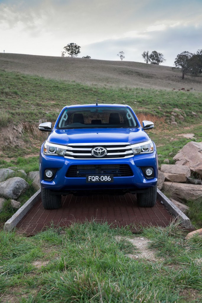 hilux - autoexpert.ro (22)