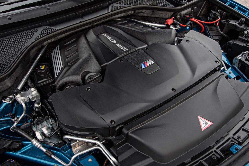 Fascinatie AutoExpert - BMW X6 M si BMW X5 M (014)