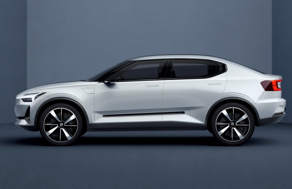 Volvo-XC40-S40-3