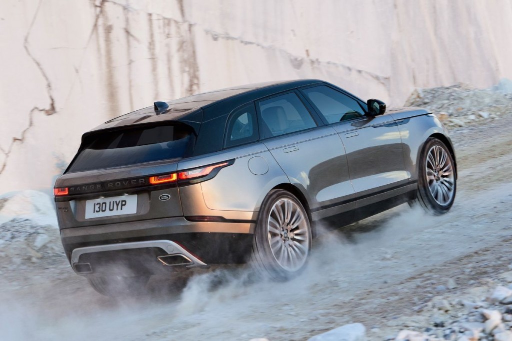 range-rover-velar (15)