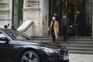 BMW Seria 7 Red Sparrow