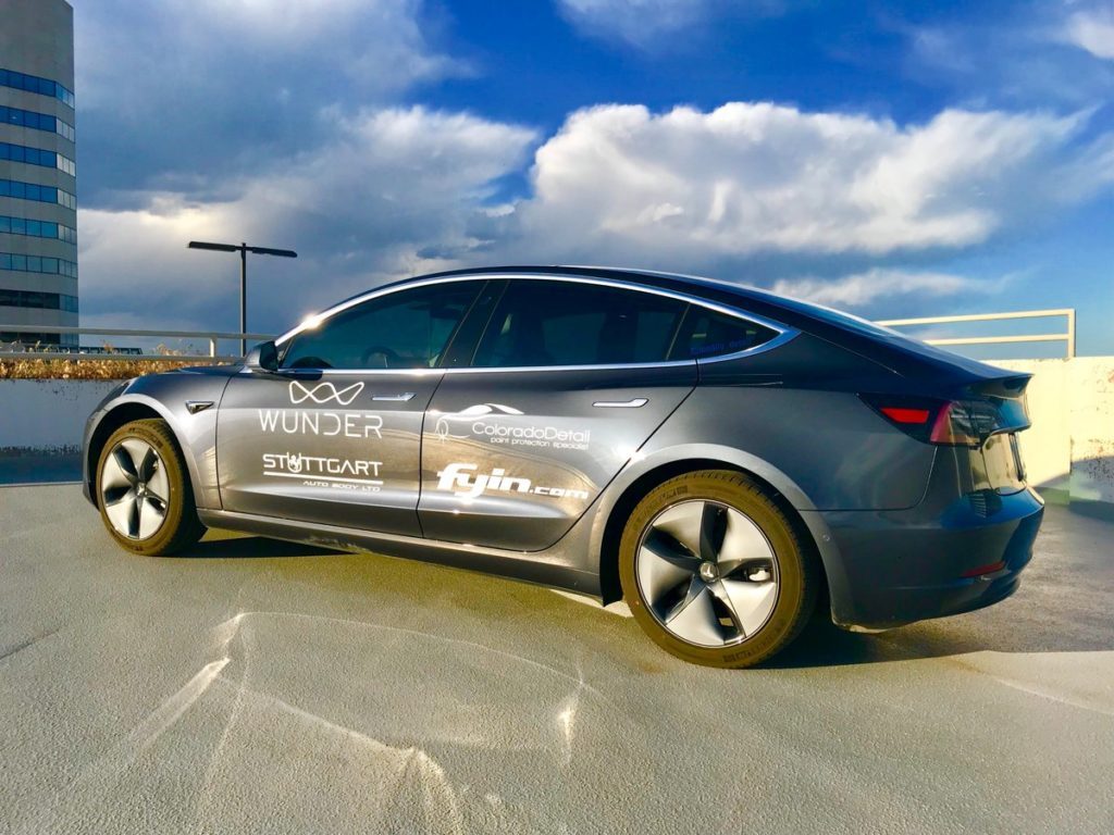 Tesla Model 3 - autonomie record 3