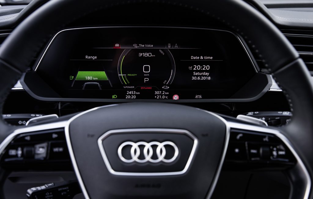 Audi e-tron interior (3)