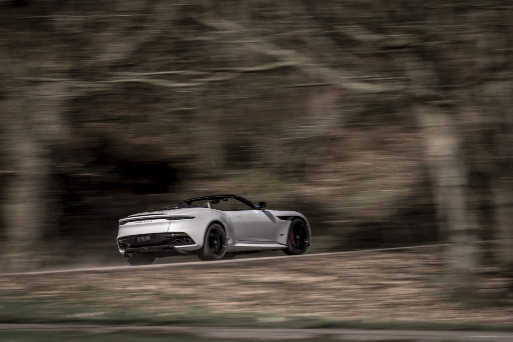 Aston Martin DBS Superleggera Volante (1)