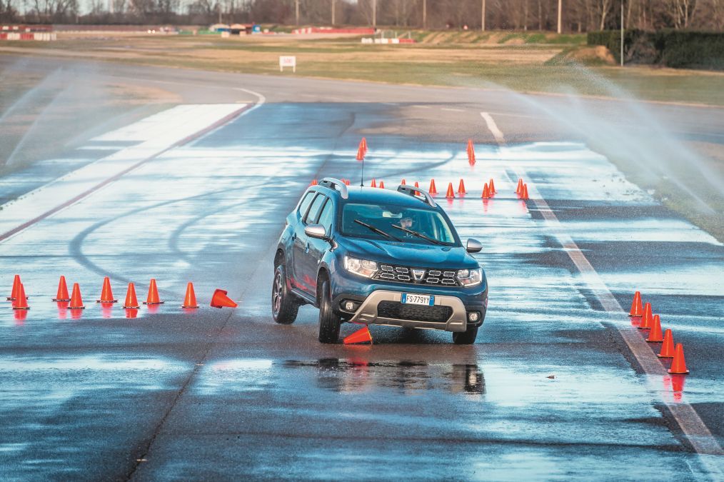 test stabilitate SUV mici 2019 Dacia Duster