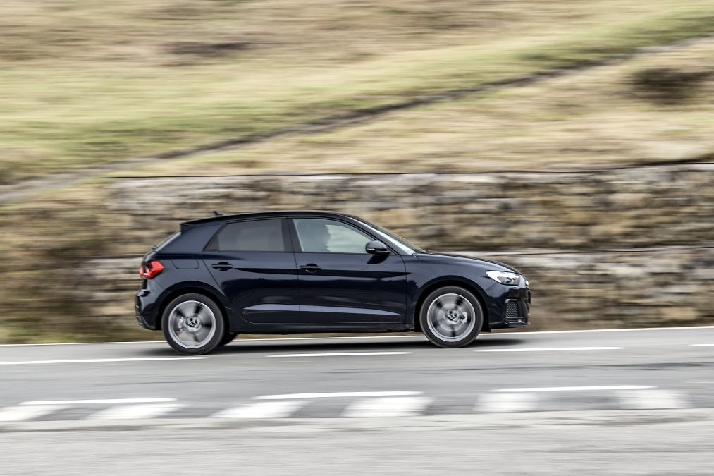 test comparativ Mini Cooper vs Audi A1 2019 