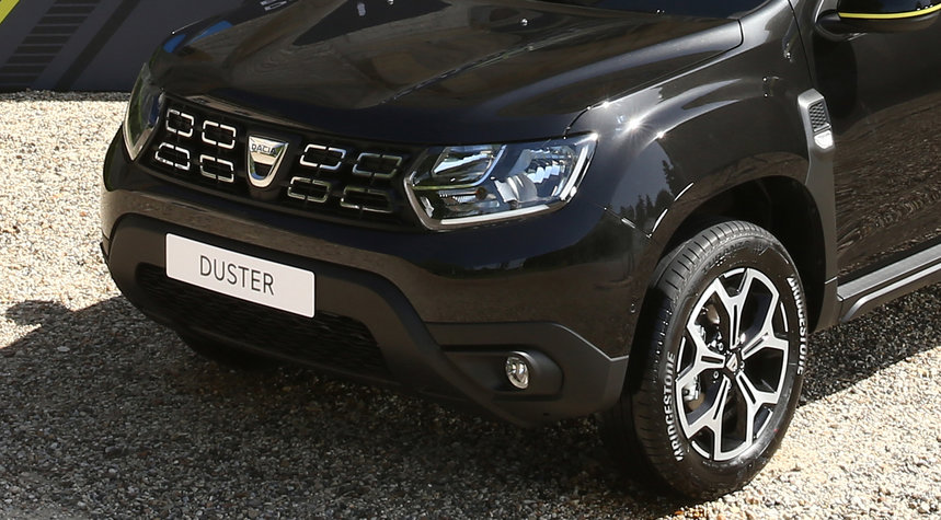 Dacia Duster Black Collection (11)