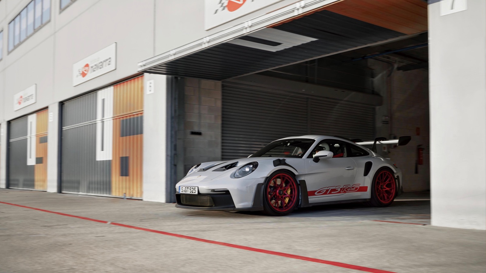 Porsche 911 GT3 RS: 525 CP, 0-100 km/oră în 3,2 secunde