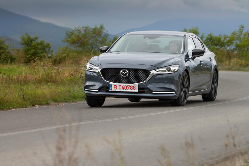 Mazda6 Homura Test Fața întunecată A Soarelui