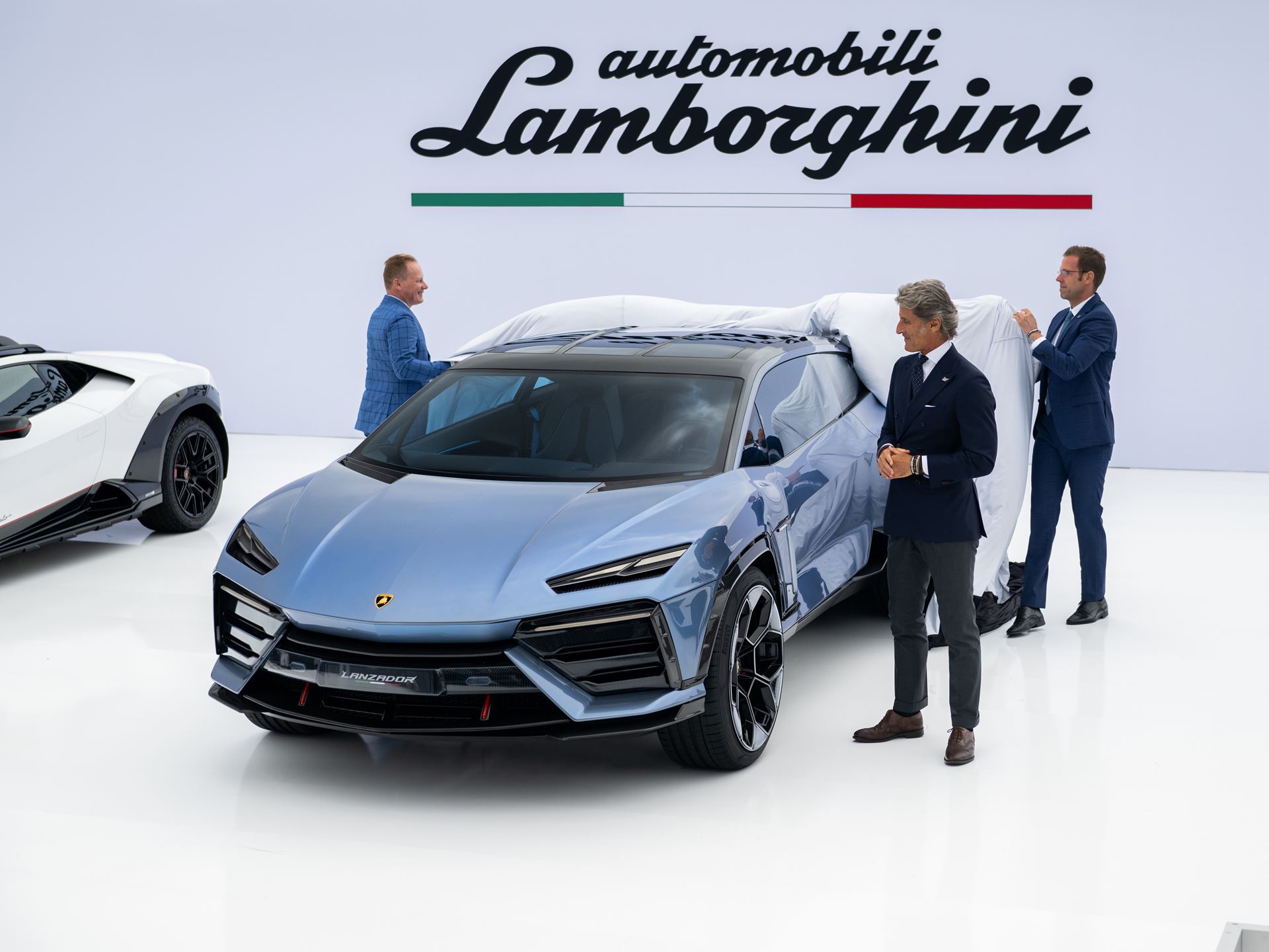 Lamborghini Lanzador Concept 3