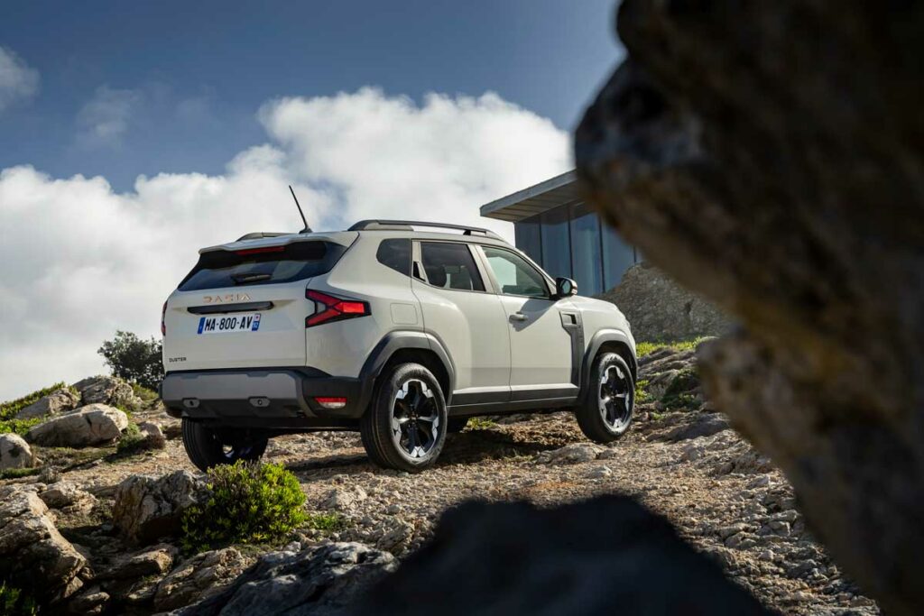 Noua Dacia Duster model 2024 AutoExpert.ro