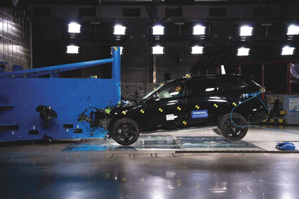 Crash test Volvo EX90 AutoExpert.ro
