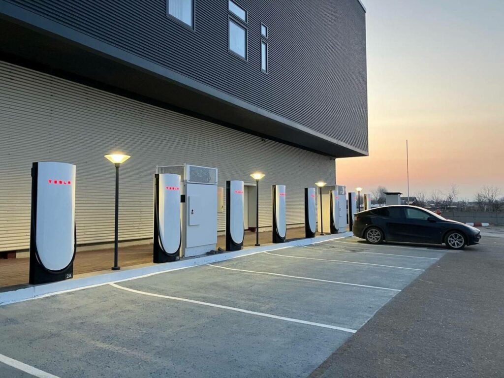 Tesla Supercharger Buzău